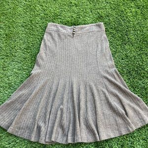 Banana Republic women’s brown skirt
